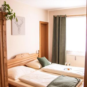 Camera standard con letto king size
